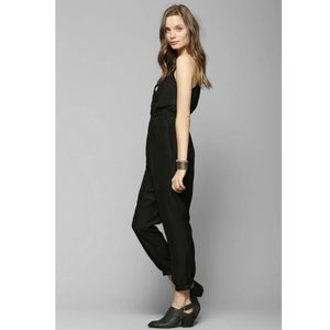 UO Silence + Noise Cutout Jumper